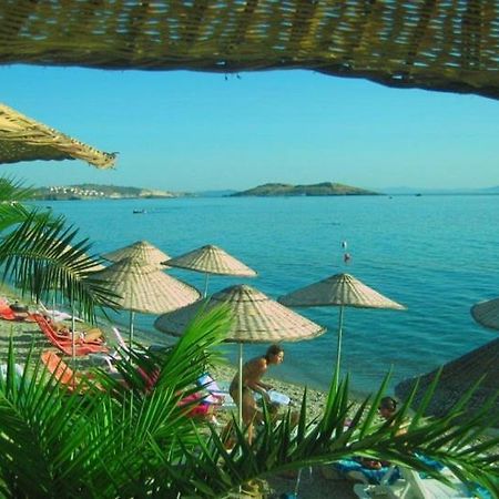 Teras Motel Foça Eksteriør billede