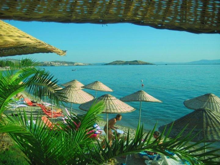 Teras Motel Foça Eksteriør billede