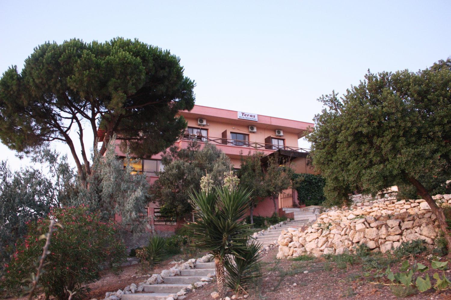 Teras Motel Foça Eksteriør billede