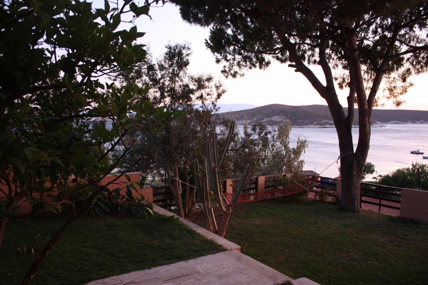 Teras Motel Foça Eksteriør billede